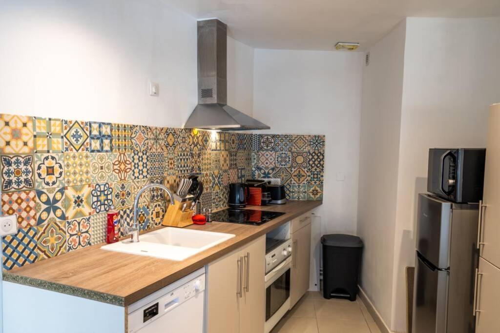 La Veilleuse - Appartement Au Coeur Du Centre Ville Лимож Екстериор снимка