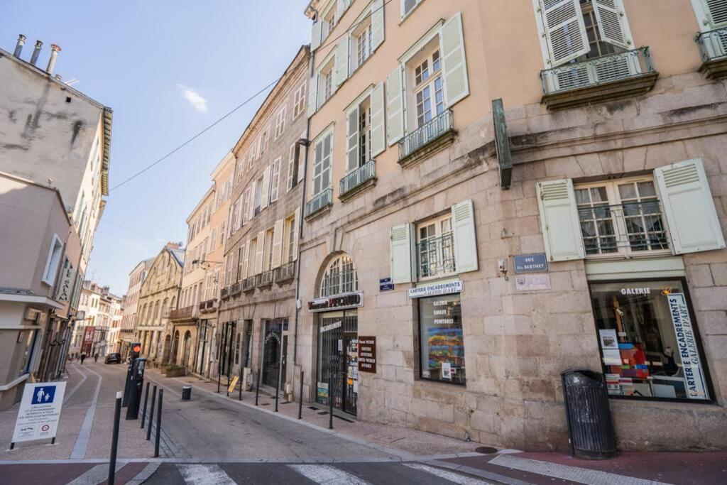 La Veilleuse - Appartement Au Coeur Du Centre Ville Лимож Екстериор снимка