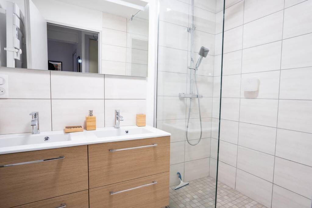 La Veilleuse - Appartement Au Coeur Du Centre Ville Лимож Екстериор снимка